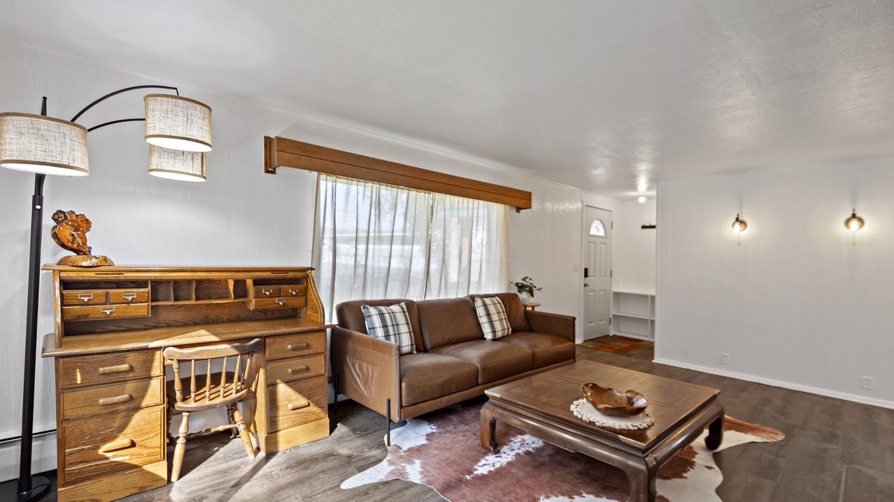 Photo of Livingroom in Spenard