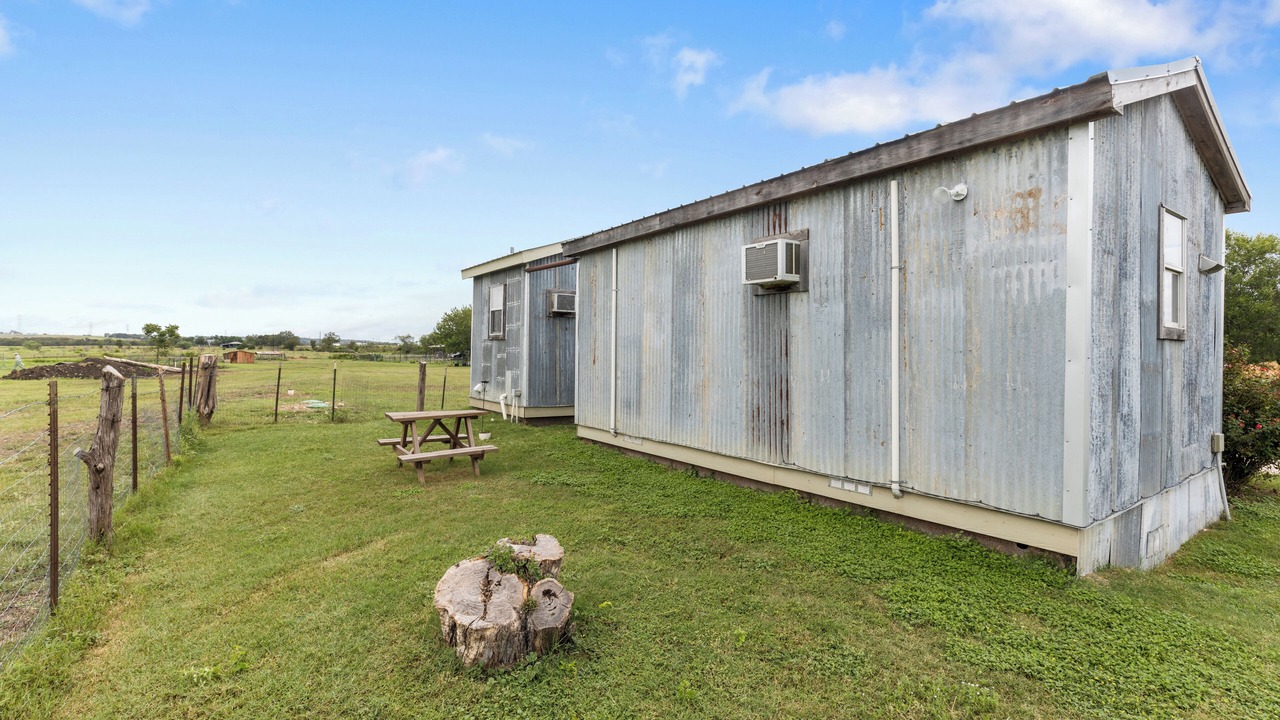 Photo of Outdoor in Prairie Lea