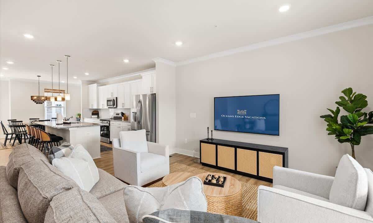Photo of Livingroom in Caine Woods