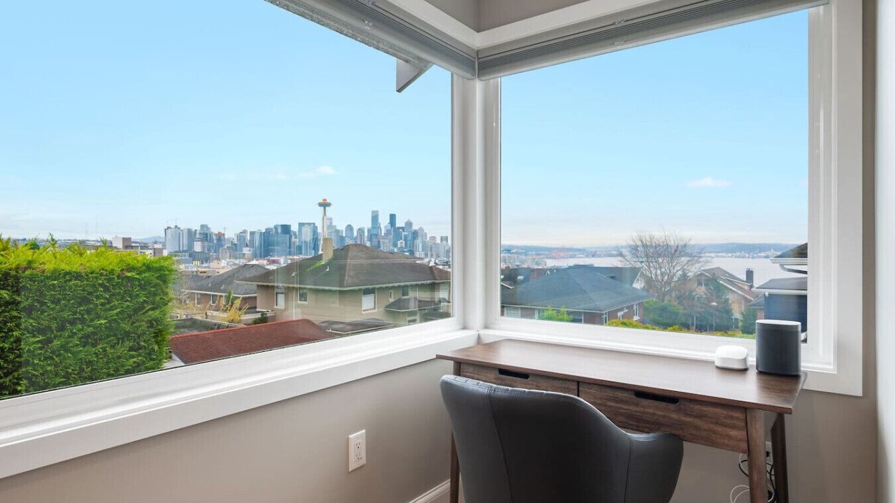 Photo of Others in Lower Queen Anne