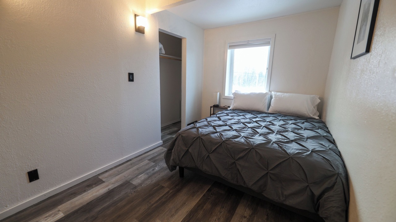 Photo of Bedroom in Fairbanks