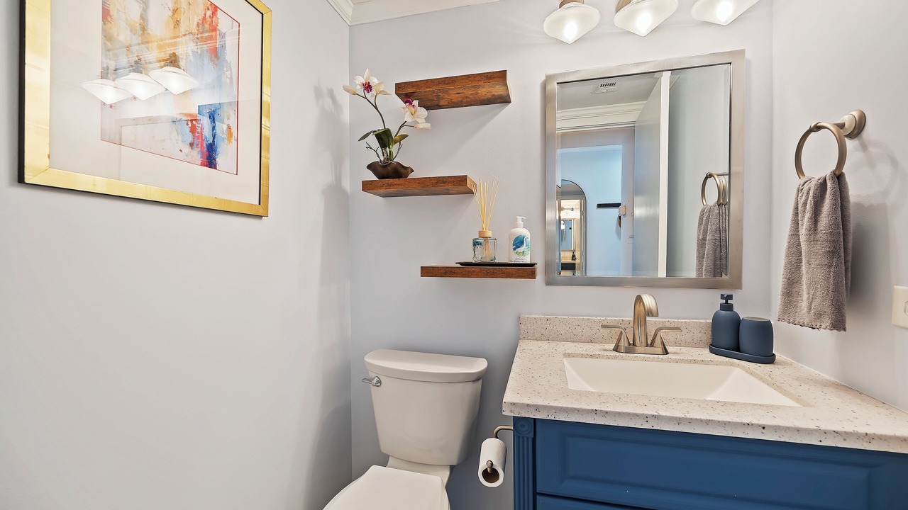 Photo of Bathroom in Shelter Cove