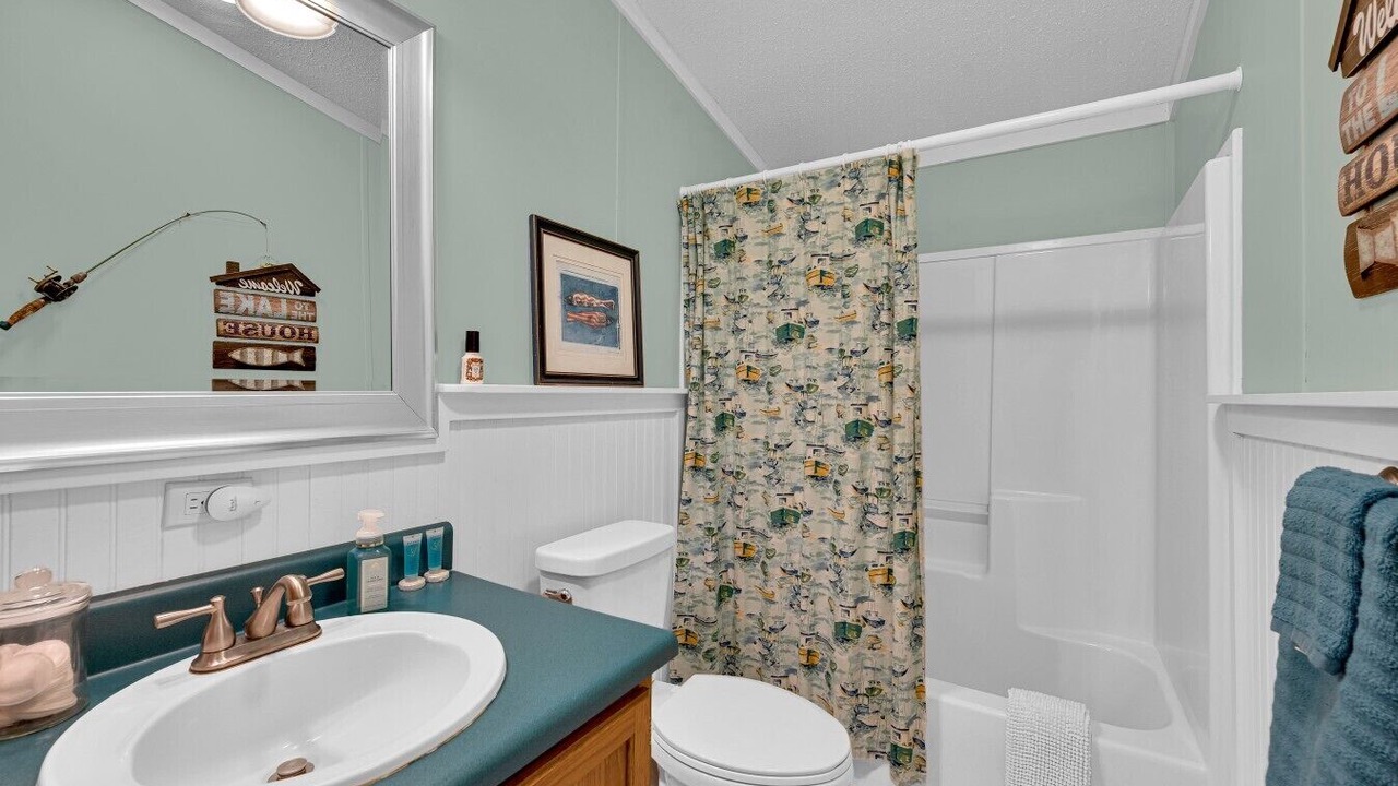 Photo of Bathroom in Greenwood County