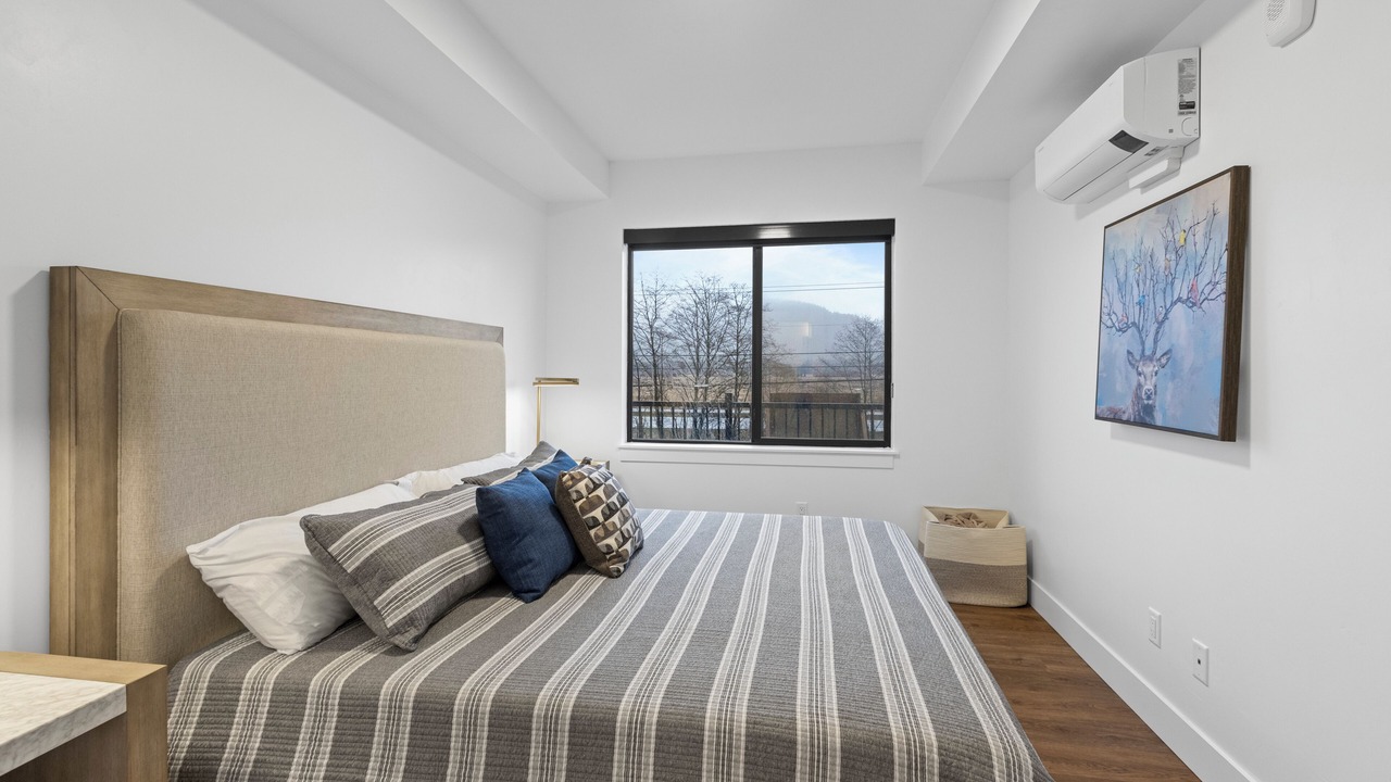 Photo of Bedroom in Juneau