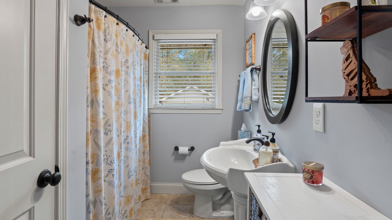 Photo of Bathroom in Smyrna