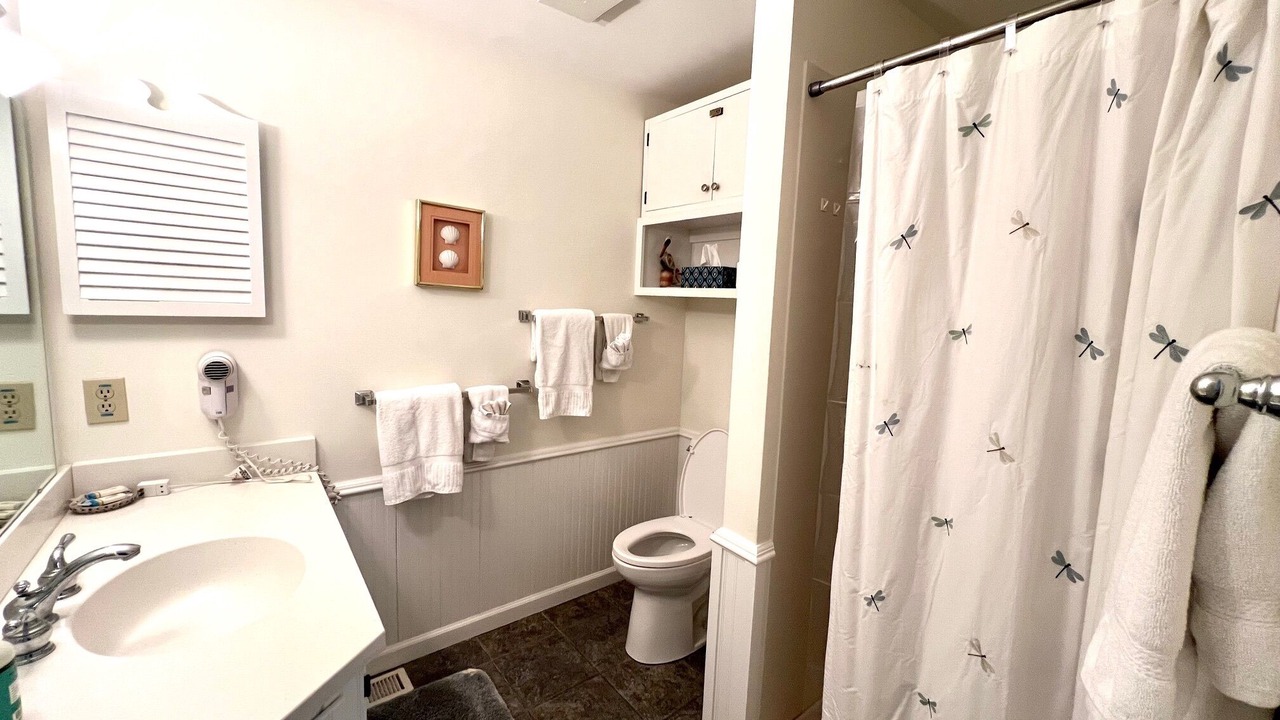 Photo of Bathroom in Sealoft Villas