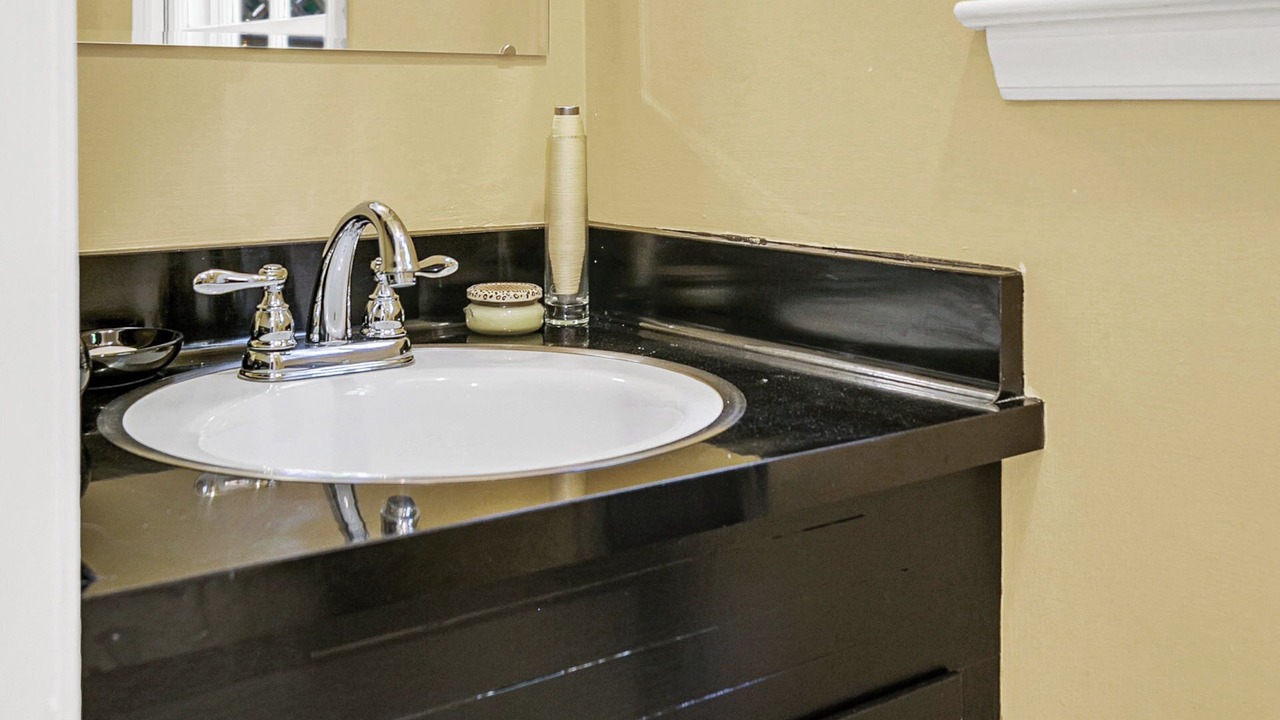 Photo of Bathroom in Drayton
