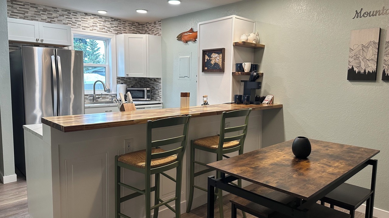 Photo of Kitchen in Old Seward - Oceanview