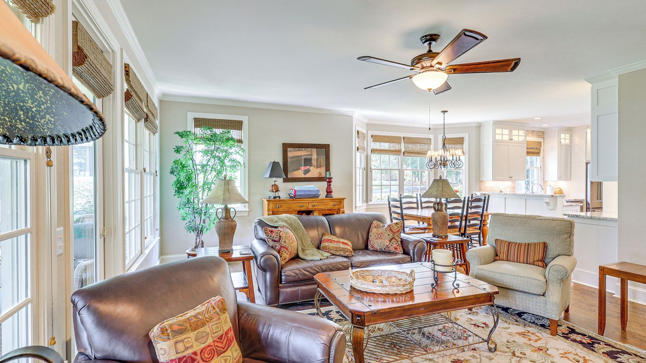 Photo of Livingroom in Greensboro
