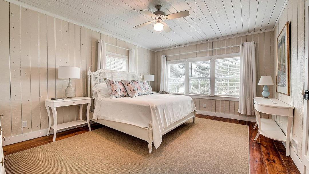 Photo of Bedroom in Debordieu Colony