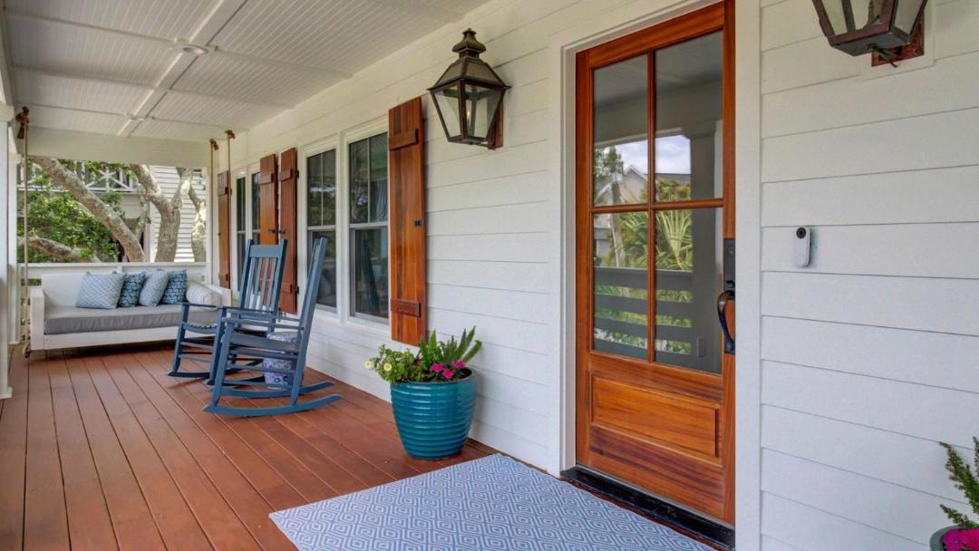 Photo of Patio Balcony in Sullivan's Island