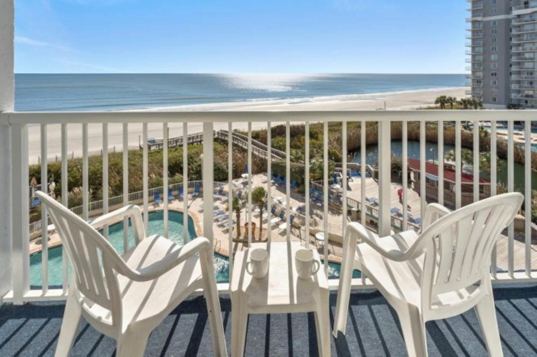 Photo of Patio Balcony in Arcadian Shores