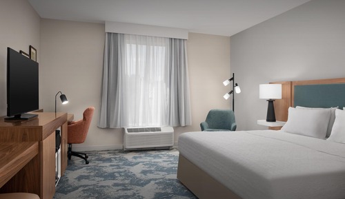 Room, 1 King Bed, Accessible, Bathtub (Mobility & Hearing)