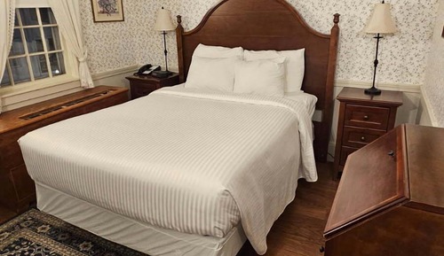 Historic Inn, 1 Double Bed (Stairs required; No pets)