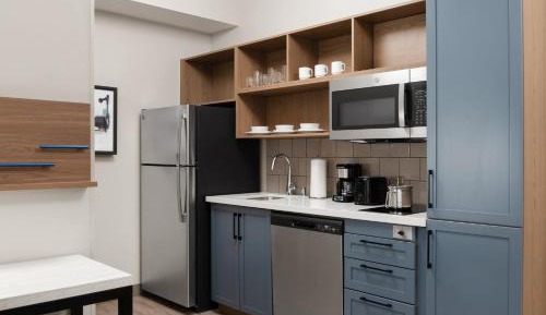 King Studio Suite