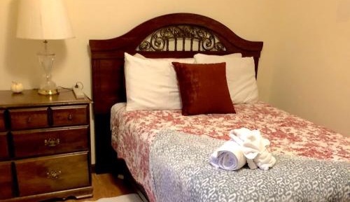 Standard Double Room with Shared Bathroom