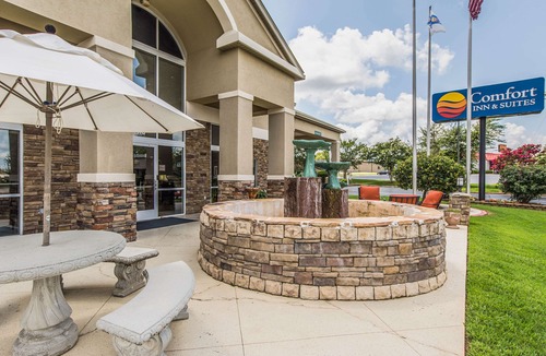 Greenwood Hotel | Comfort Inn & Suites Greenwood Near University