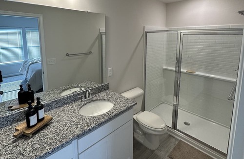 Huntcliff House | Newly built, near Fort Jackson & Downtown USC