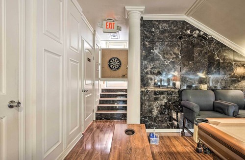 Greenville Apartment | Greenville Apt w/Patio: Work, Play & Unwind!