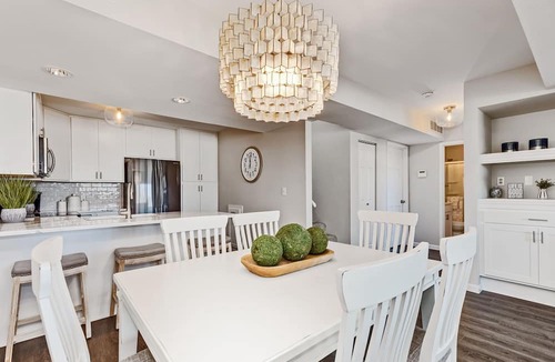 Innsbrook Condo | Gorgeous, Completely Remodeled, Waterfront Condo on Aspen Lake!