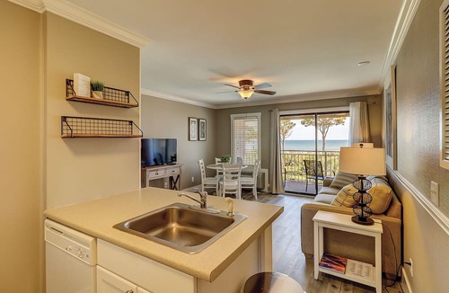Hilton Head Island Condo | Breathtaking Ocean Views with Year-Round Heated Pool!