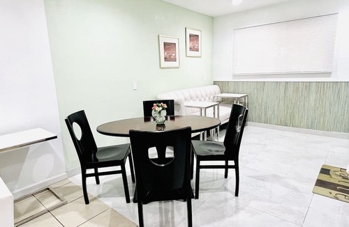 Beverly Green Apartment | 2BRpartment,LasVegas,Strip,Pet-friendly,Lvcc,SALE,BestSpot,best,summer,Labor day