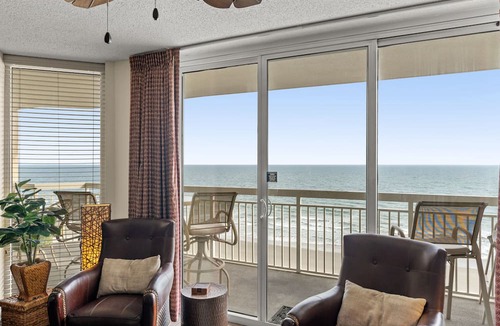 Crescent Beach Condo | Book your next family vacation at this beautiful beach front condo!