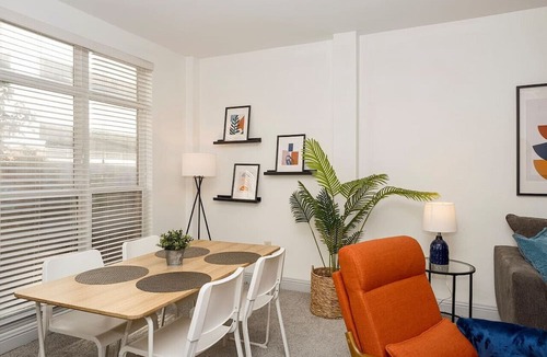 Charlotte Apartment | Rock Out! Gym, Pool, Free Parking