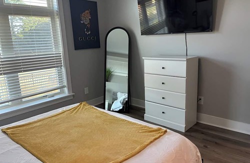 Dunean Apartment | Modern Near Downtown & Hospitals – Greenville Stay