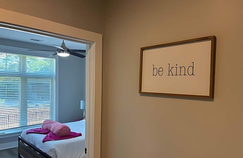 Dunean Apartment | Modern Near Downtown & Hospitals – Greenville Stay