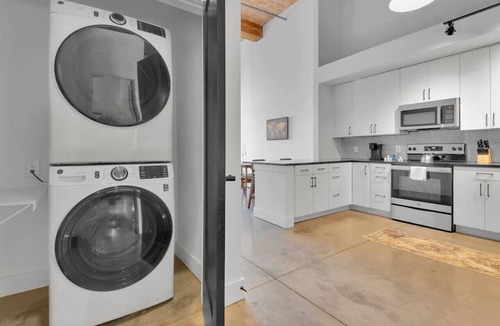 Judson Apartment | Spacious Sanctuary | Near DT Action