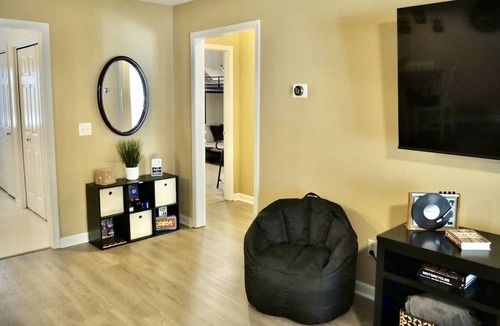 Wingate Apartment | Cozy Bungalow in Wingate w Patio, Grill, Firepit - Easy Access To Bypass & Monroe! +15% Off Stay!