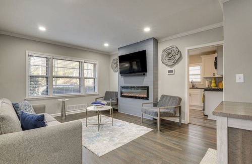Piedmont Heights Apartment | 2 Mi to Midtown: Chic Apartment in Atlanta!