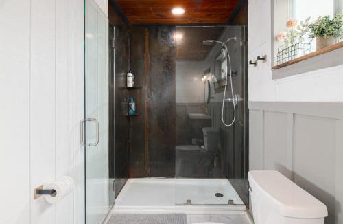 Spring Branch House | Spring Break | Hot Tub, Pool, Farm Stay