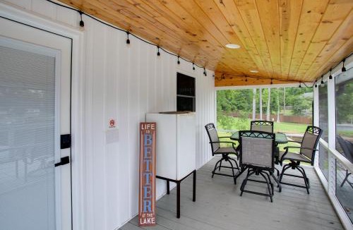 Cross Hill House | Boater’s Retreat on Lake Greenwood! 1 Mi to Marina