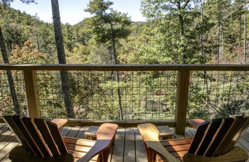 Zirconia House | Secluded Glamping Tree Tent with Outdoor Soaking Tub & Private Pizza Oven Near Waterfalls, Zirconia, NC