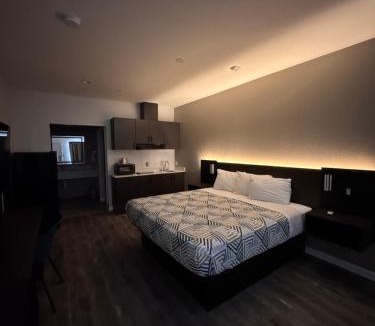 Humble Hotel | Studio 6 Humble, TX