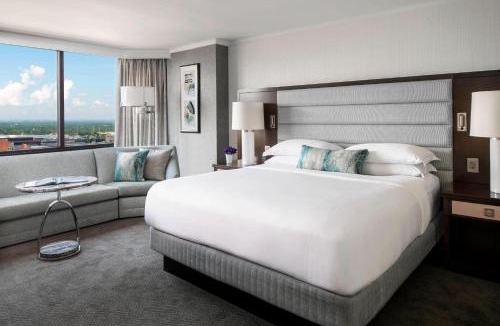 Peachtree Center Hotel | The Ritz-Carlton Atlanta