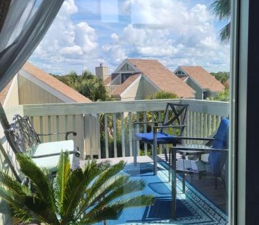 Sealoft Villas House | 915 Sealoft Villa