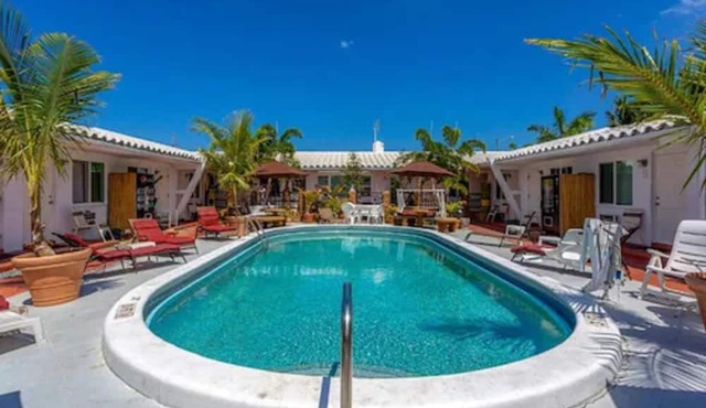 Green Seas Motel
