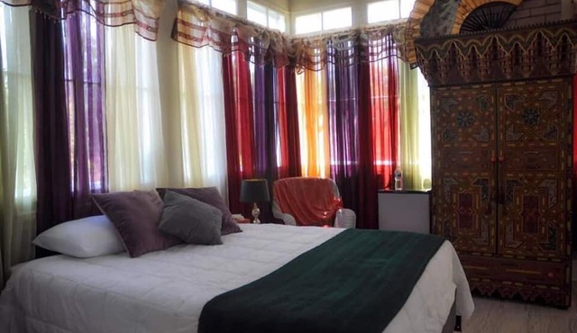 1912 Bed and Breakfast