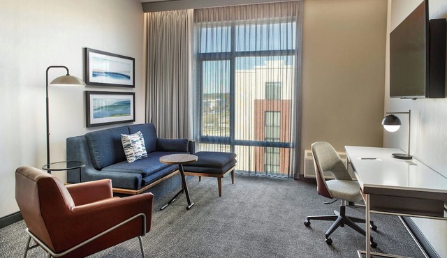 Courtyard BY Marriott Atlanta Covington