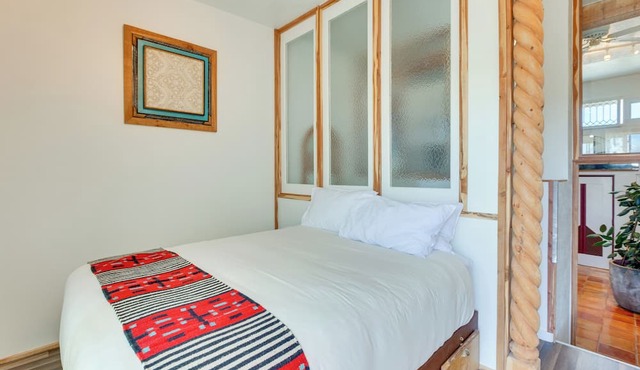 Hot Tub, Sunset Views! Couples Escape in El Prado