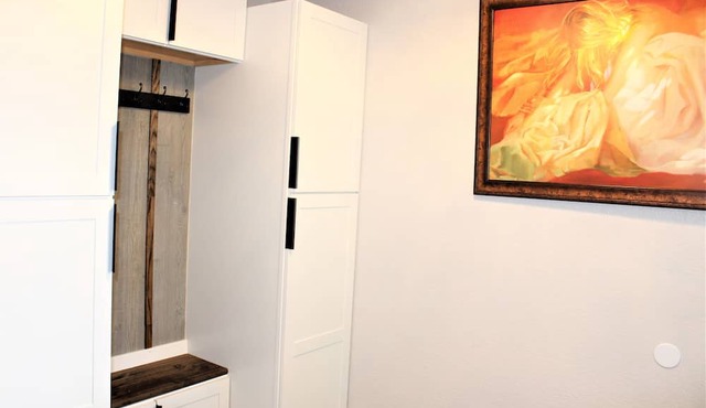 Delightfully Modern Studio/Tiny House 💠 D《Car rental Avlble》