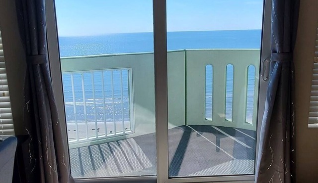 Oceanfront Condo-180 Gulf Views