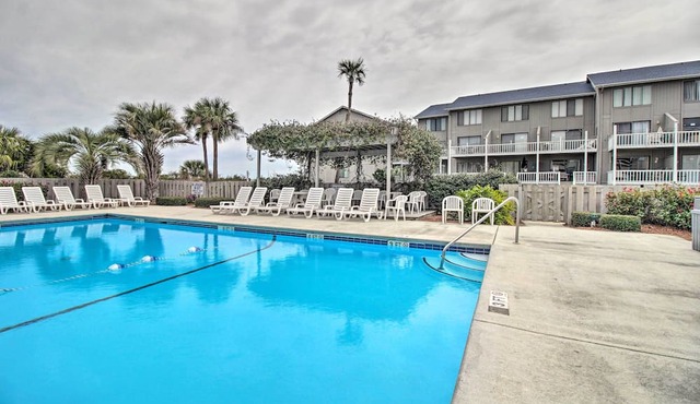 Steps to Pool & Beach: St. Helena Island Escape!