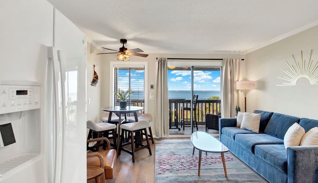 Serene Tybee Retreat with Ocean Views | Heated Pool Access