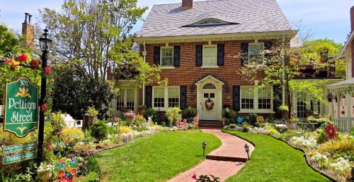 Pettigru Place Bed & Breakfast