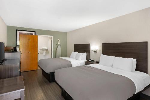 Quality Inn Clinton - Laurens I-26