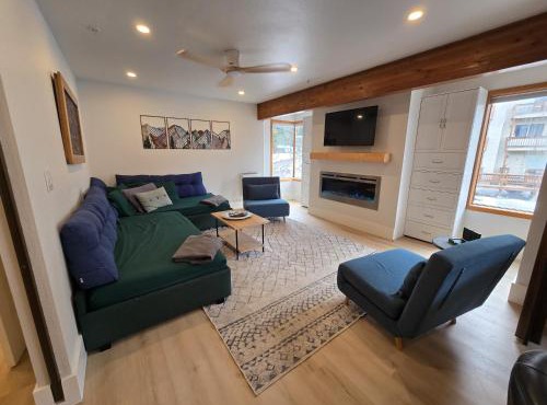 Timberline Getaway